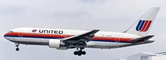 Boeing 767-200 United Airlines "Saul Bass"