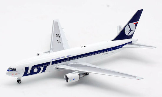 Boeing 767-200ER LOT Polish Airlines