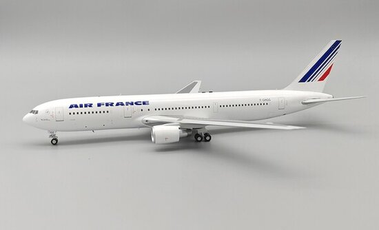 Boeing 767-3Q8ER Air France 