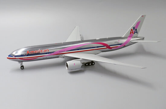 Boeing 777-200ER American Airlines 