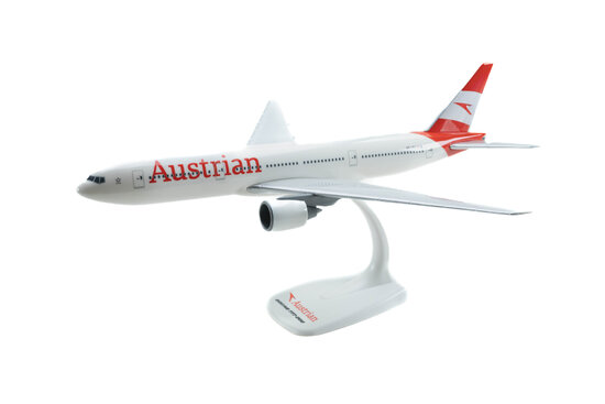 Boeing 777-200ER Austrian 