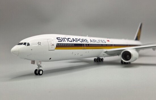 Boeing 777-300 Singapore Airlines 