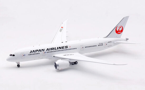 Boeing 787-8 Dreamliner JAL Japan Airlines