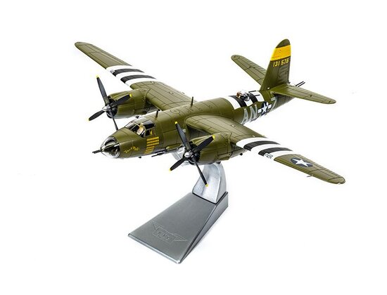 Martin B-26B Marauder USAAF 'Dinah Might', Mjr David Dewhurst, 6.6.1944