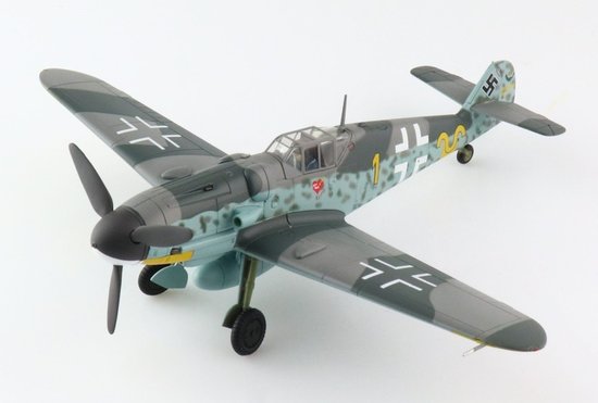 Messerschmitt Bf109G-6 Luftwaffe "Erich Hartmann" "Yellow 1",W.Nr. 20499 - 9./JG 52, Oct 1943