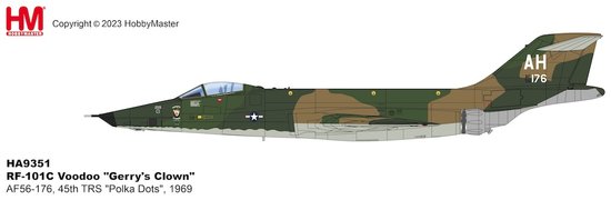 RF101C Voodoo USAF, "Gerry's Clown", 45th TRS "Polka Dots", 1969
