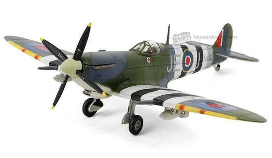 Spitfire Mk.IX MK 392, WG CDR "Johnnie" Johnson, No.144 (Canadian) Wing RAF Kenley, Royal Air Force, Normandy 1944