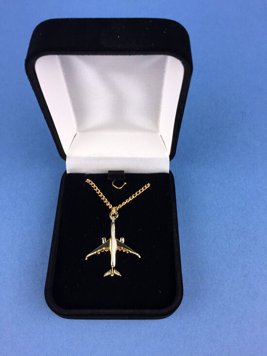Airbus A350 Halskette und Anhänger aus 22k. Gold