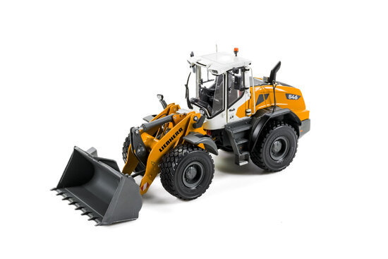 LIEBHERR L 546 G8  Michelin XLD PNEU