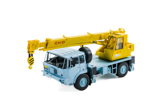 Tatra 813 4x4 AD-125 ČKD
