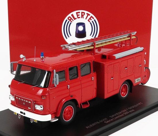 SAVIEM - SM7 with double cab, Firemen CAS FPT 1976 - RED