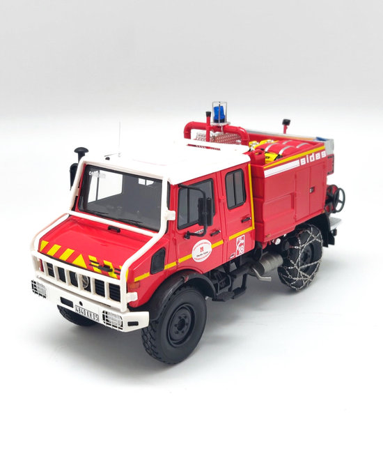 MERCEDES BENZ - SAPEURS POMPIERS DEPARTMENT HAUTES ALPES 1985 - WITH SNOW CHAINS