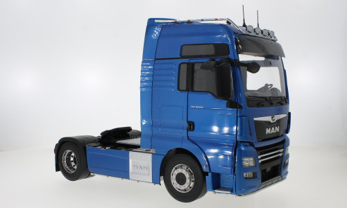 MAN TGX XXL, metallic-blue, 2018