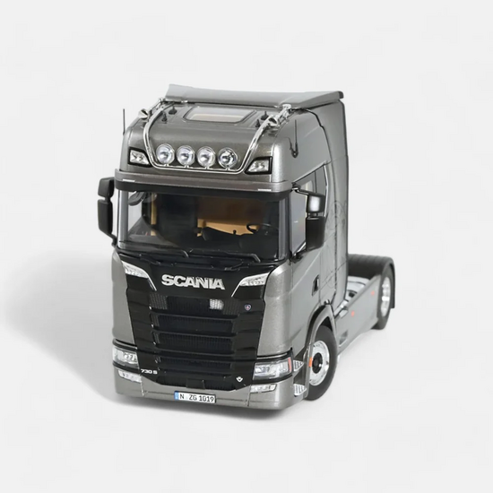 Scania V8 730S 4x2 Sivá