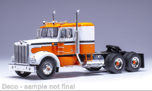 Tractor Kenworth W 925 white