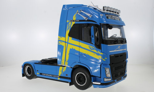 Volvo FH16 XL Cab, modrá/žltá, 2018