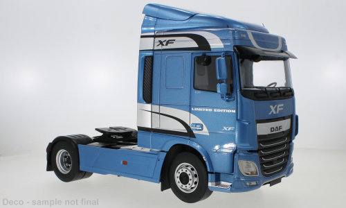 DAF XF Space Cab, metallic-light blue, 2018