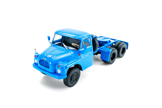 Tatra 138 NT 6x6 Tahač Modrá