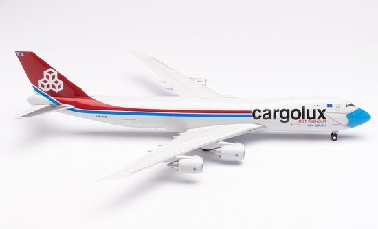 Boeing 747-8F Cargolux Not without my mask