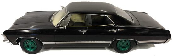 Chevrolet Impala Sports Sedan, z filmu "Supernatural 1967"