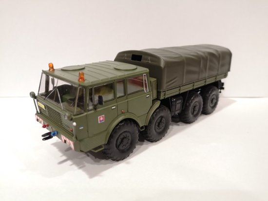 Tatra 813 8x8 Kolos 1968 " OSSR "