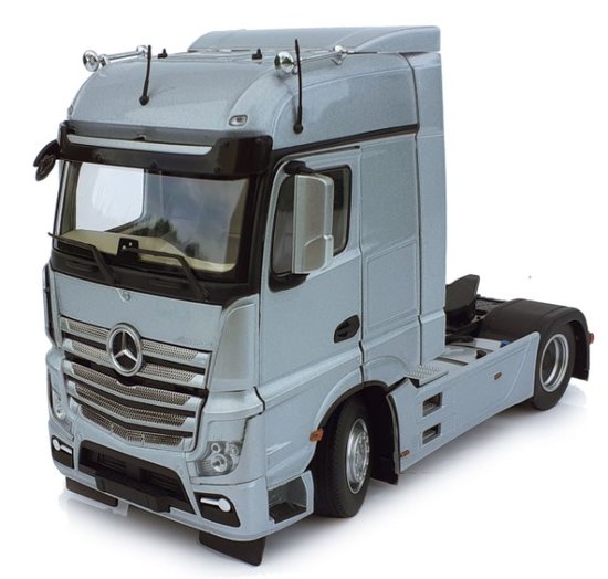Mercedes-Benz Actros Bigspace 4x2 strieborná 