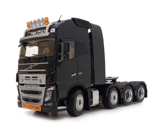 Volvo FH16 8x4 black