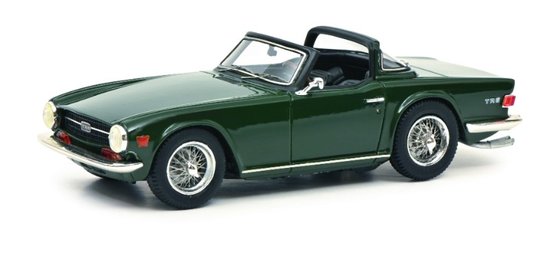 Triumph TR6 s otvorenou strechou, zelená