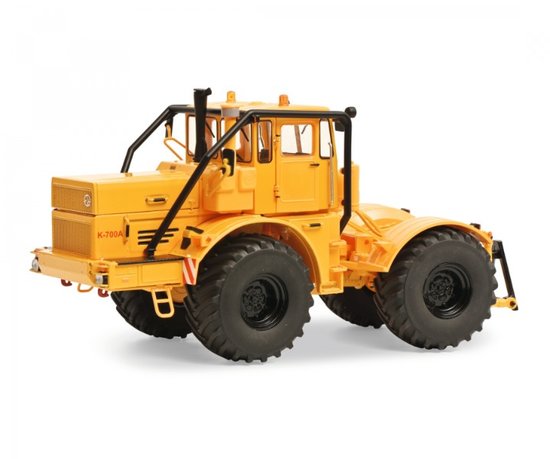 Kirovets K-700 A žltá farba