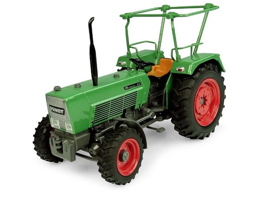  Fendt Farmer 4S - 4WD so strešným nosičom