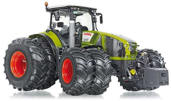 Traktor Claas Axion 950 s dvojitými pneumatikami