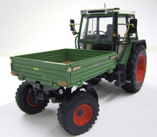 Fendt Geräteträger 360 GT - Version mit einem Anhänger (1984-1996) (2010)