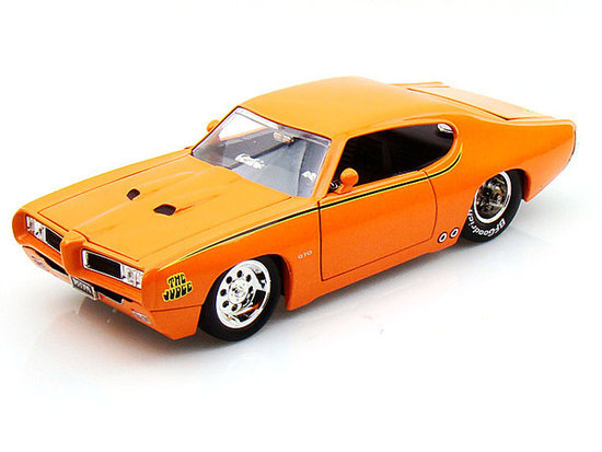 PONTIAC GTO THE JUDGE 1969, orange