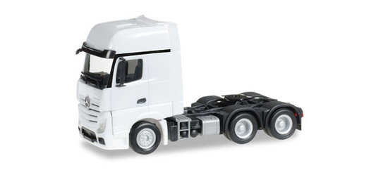 Mercedes-Benz Actros Gigaspace 6x4 rigid tractor, white