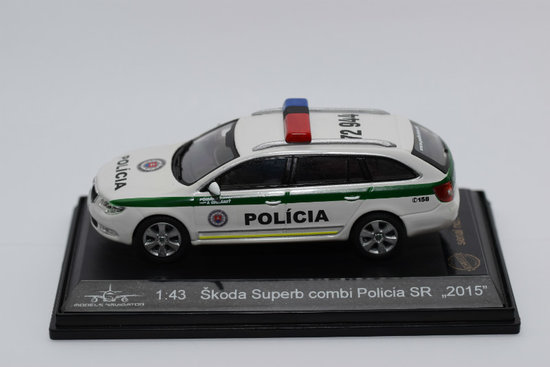 ŠKODA Superb II. Combi - Polizei SR (2015)