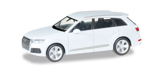  Audi Q7, white metallic