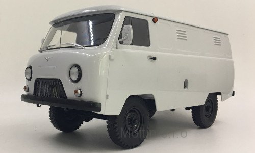 UAZ 452 Van (3741), biela