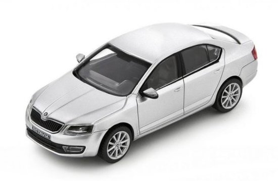 Auto Skoda Octavia (2012) Brilliant Silver Metallic