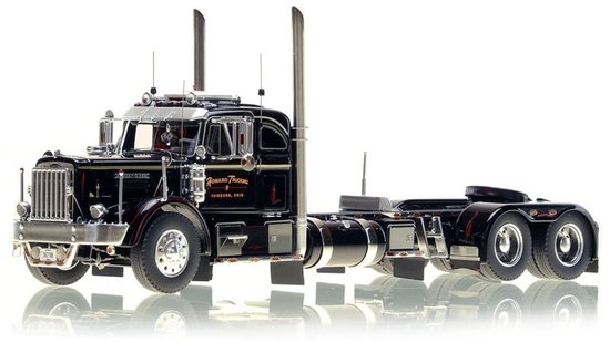 Autocar DC-75T - 1954 Jerry Howard´s Midnite