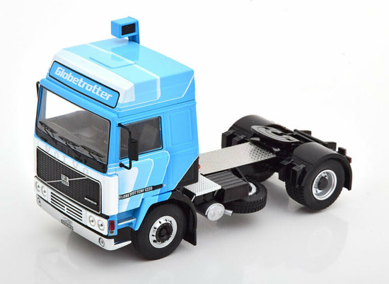 Volvo F12, white/blue, 1981