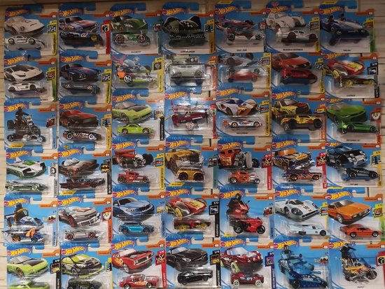 Hot Wheels series 995H and 995HQ