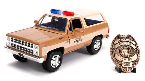 Hopper's Chevy Blazer with Police Badge - Hawkins Police Dept - Stranger Things (Netflix Series, 2016-Current)