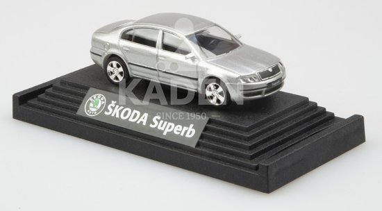 Skoda SuperB silver "KADEN"