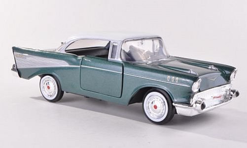 Chevrolet Bel Air, metallic-grün / weiß 1957