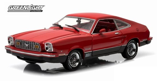 Ford Mustang II 1976  Mach I -  in Red and Black 