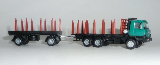 Tatra 815 6x6 - Holztransporter