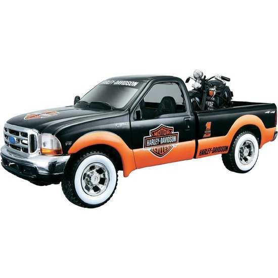 Ford F-350 Pickup (1999) a motorka Knucklehead  Harley-Davidson (1936)