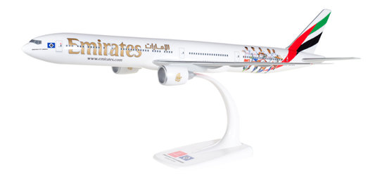 Boeing 777-300ER Emirates " Hamburger SV "