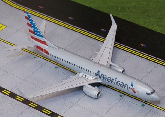 American Airlines Boeing 737-800