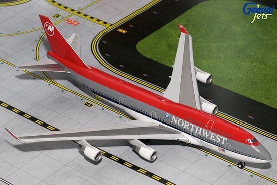 Boeing 747-400, Northwest Airlines